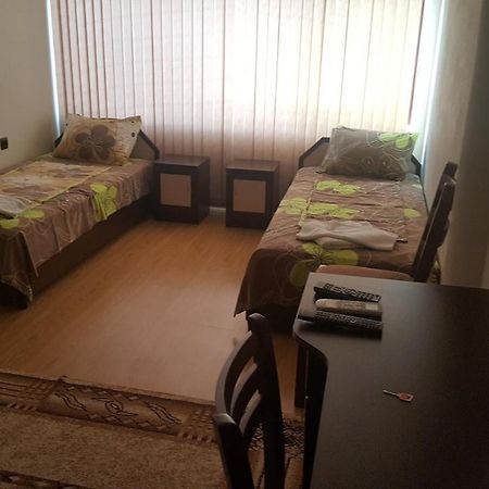 Sachaka Hotel Karlovo Bagian luar foto